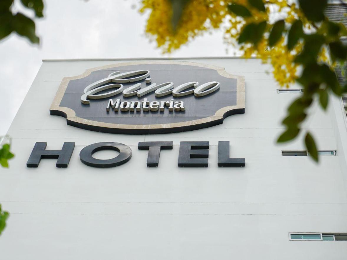 Hotel Cinco Montería エクステリア 写真