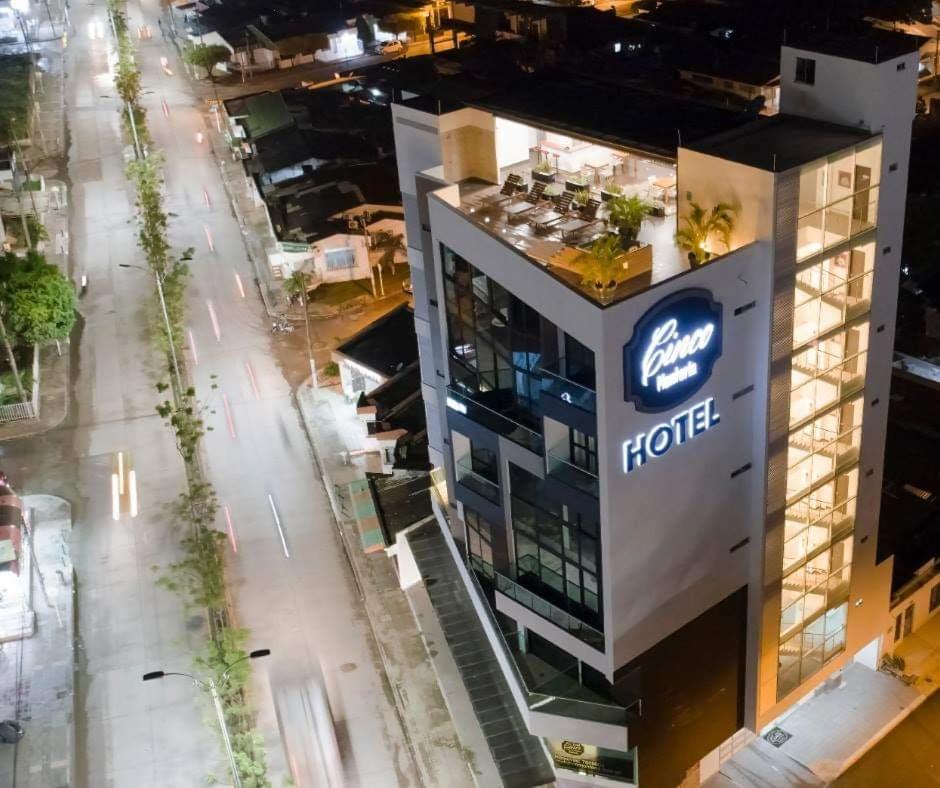Hotel Cinco Montería エクステリア 写真